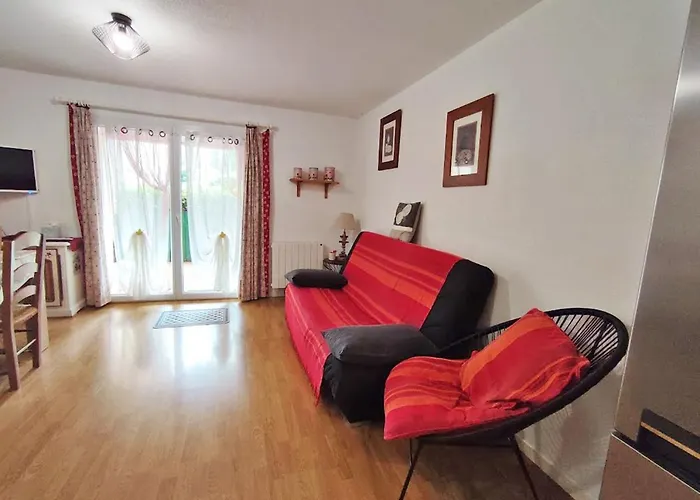 Au Doux Refuge, Charmant T2 Bis, Parking Gratuit, Proche Thermes, 6 Personnes